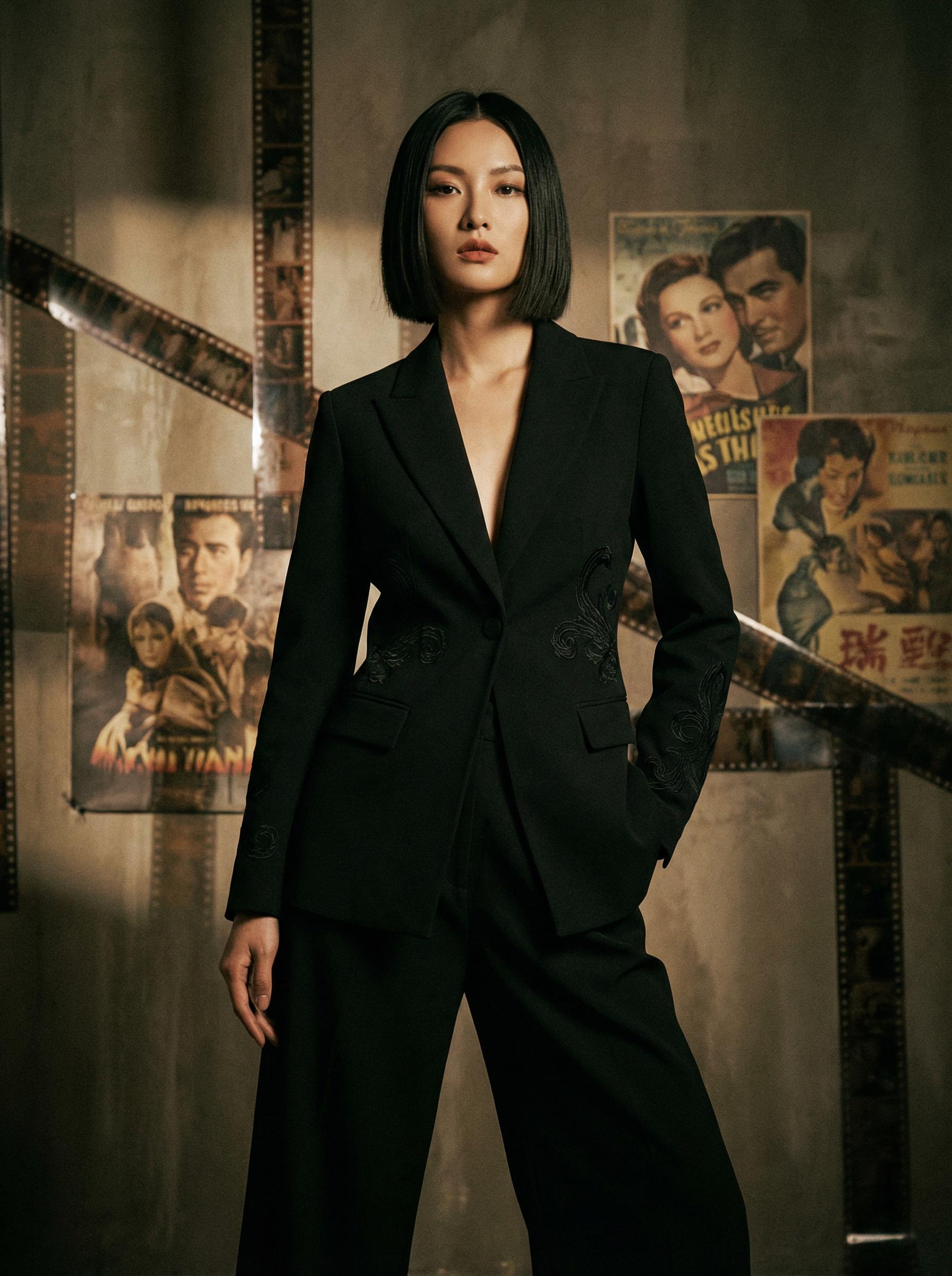 小黄游 - 韩冰文化研究顾问